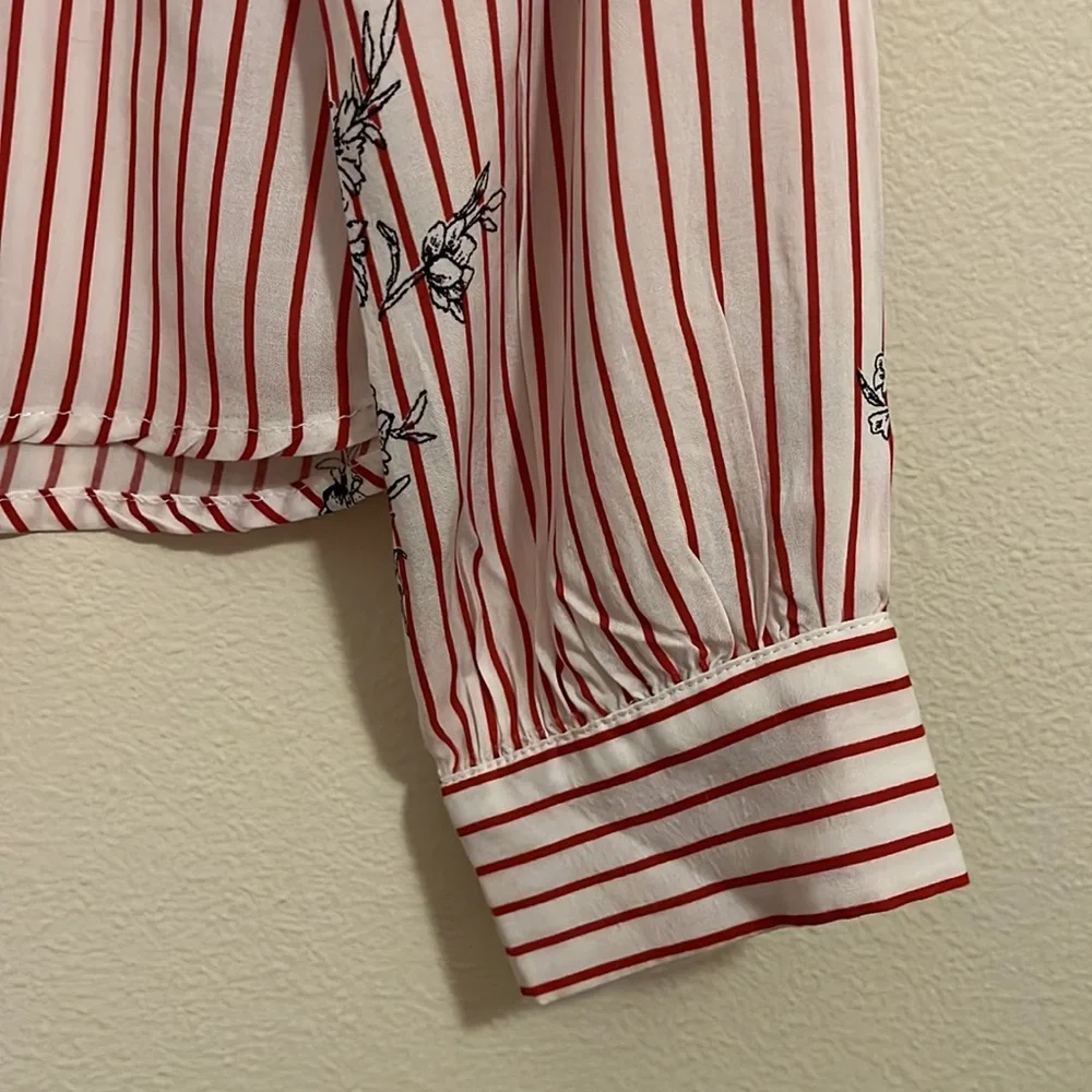 Button down top - Picture 3 of 7